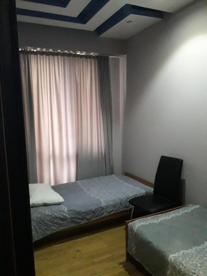 Apartment On Rustaveli バトゥーミ エクステリア 写真